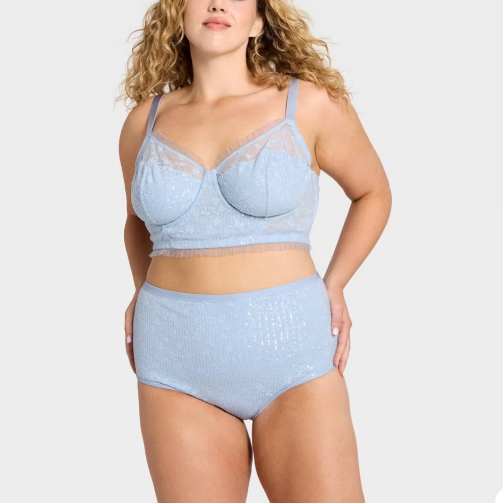 Wild Fable Women's Sequin‎ Lace Corset & Hot Pants Set Light Blue XL